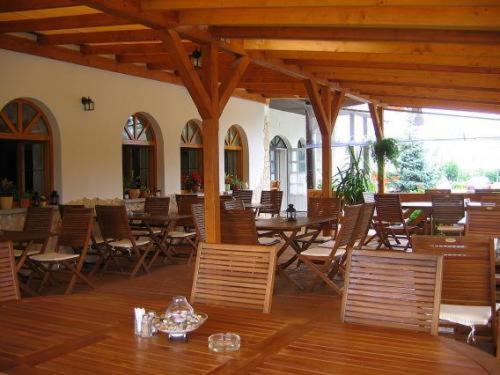 Sziget Hotel&Restaurant Tarján Bekvemmeligheter bilde